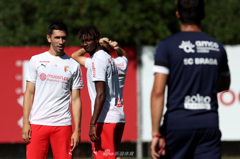 要在法律和 要在法律和